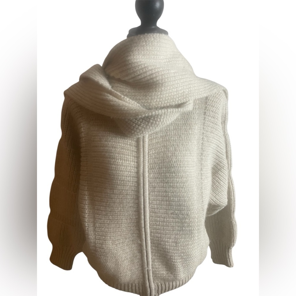 Le Roy Knitwear Wool Sweater with Attached Scarf - Size S - Picture 3 of 12